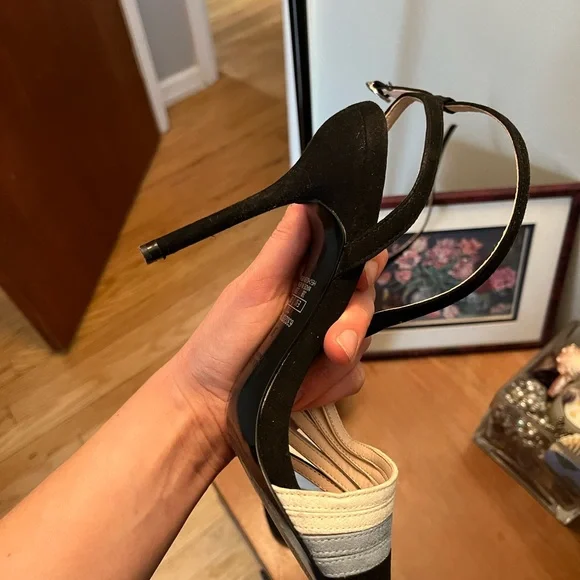 Zara Black and White Women's Sandals - Picture 6 of 10